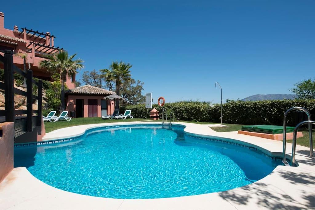 Luxury Apartment With Sea Views, Golf, Gym, Spa, 7 Pools أُخين المظهر الخارجي الصورة