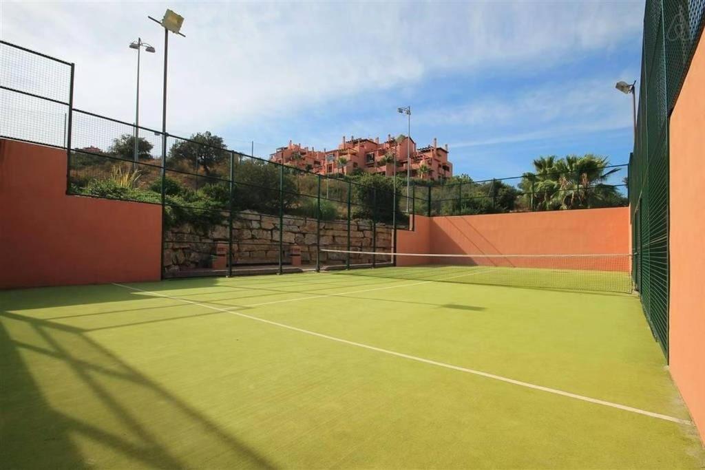 Luxury Apartment With Sea Views, Golf, Gym, Spa, 7 Pools أُخين المظهر الخارجي الصورة