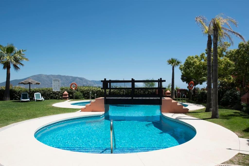 Luxury Apartment With Sea Views, Golf, Gym, Spa, 7 Pools أُخين المظهر الخارجي الصورة