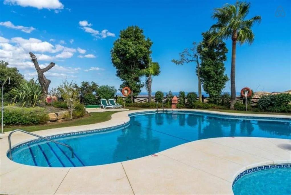 Luxury Apartment With Sea Views, Golf, Gym, Spa, 7 Pools أُخين المظهر الخارجي الصورة